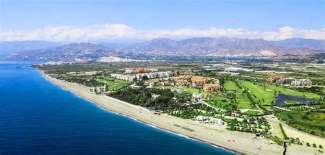 https://www.costatropical.net/images/full-screen/motril/motril-beaches-playa-granada.jpg