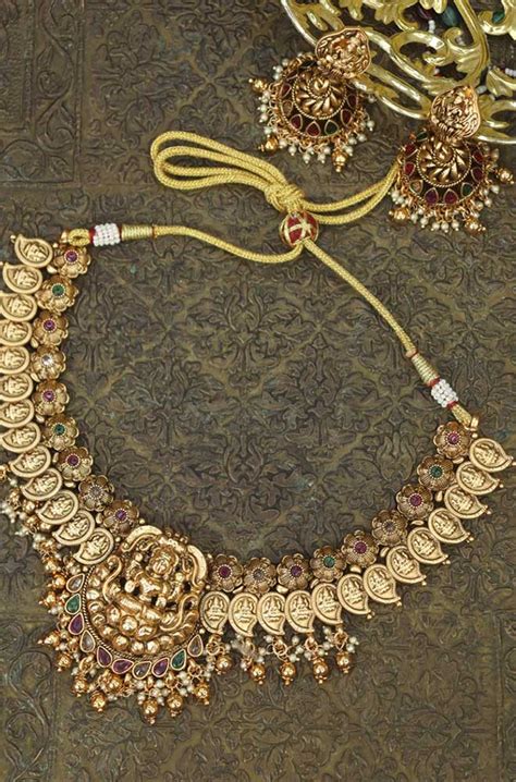 Elevate Your Style with Radiant Royalty Necklace Set - Luxurionworld's ...