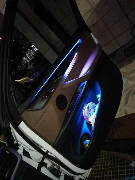 宝马X5改装九色氛围灯 夜色神器, 让你在车上的夜里从此不孤单_智能灯光_花火网