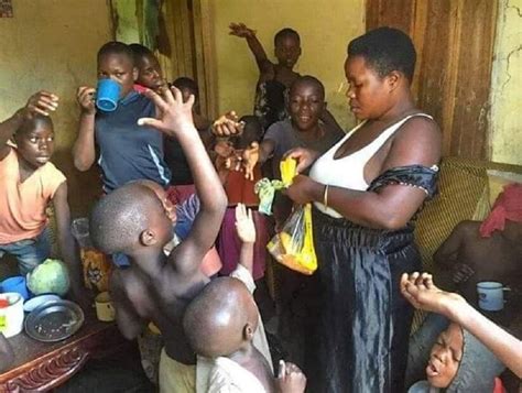 Mother of 44 Children: 44మంది పిల్లలకు జన్మనిచ్చిన సంతానలక్ష్మి .. భర్త ...