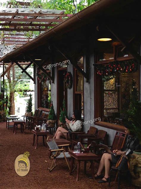 Thành Cafe Huế - Quán Cafe nhuốm màu hoài cổ ở Huế, menu, review