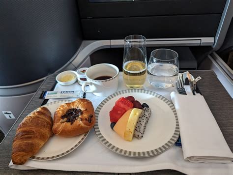 Lackluster - Singapore Airlines Business Class Review - Travel Codex