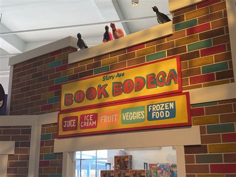 Bronx Children’s Museum unveils ‘The Book Bodega,’ borough’s first ...