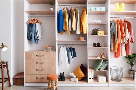 What is the Right Shelf & Closet Rod Height? - Taskrabbit Blog UK