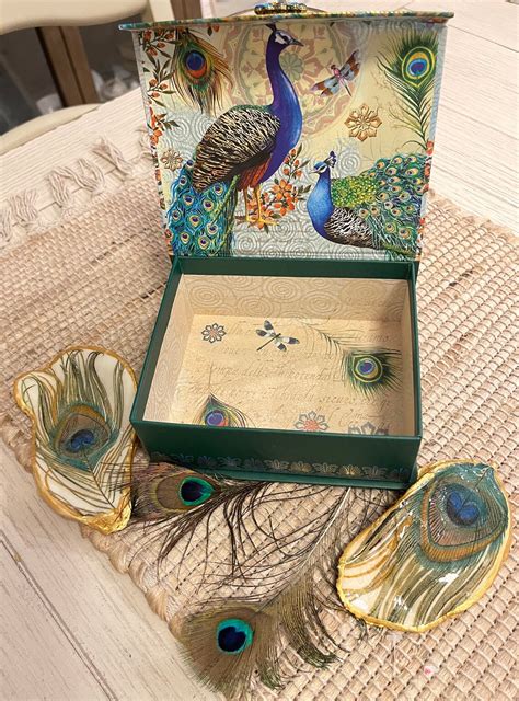 Peacock Gift Box Tutorial 的图像结果