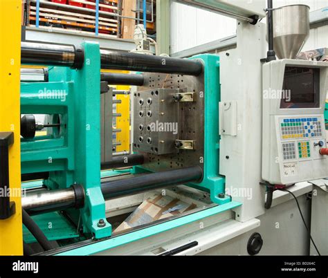 Injection Moulding Machine 的图像结果