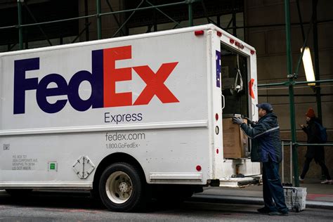 FedEx hiring for 600 positions at Tracy warehouse to meet demand during ...