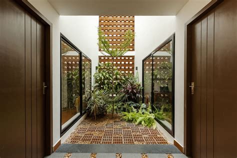 Explore 5 beautiful courtyard designs in Kerala that embrace nature ...
