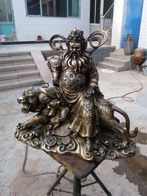 苗族美神《仰阿莎》大型不锈钢雕像由金鼎雕塑制作|雕塑|中国雕塑|仰阿莎_新浪收藏_新浪网