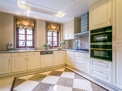 欧式古典厨房装修效果图片 – 设计本装修效果图