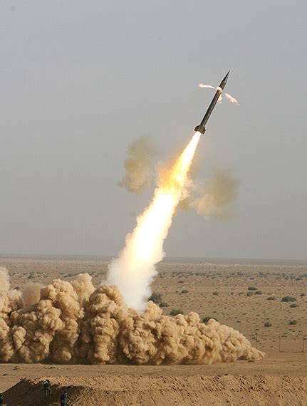 伊朗新型导弹以被美击杀军官命名 射程够远足以瞄准以色列_地区