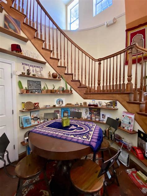 The 14 Best Gulfport FL Restaurants to Eat at Right Now