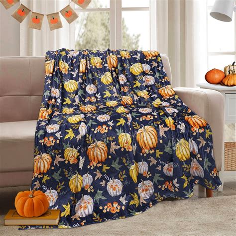 Cozy Fall Throw Blanket for Couch, Autumn Pumpkin Leaves and Berries on ...