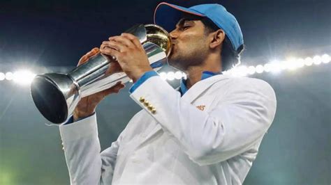 Shubman Gill Creates History, Equals Massive Babar Azam World Record ...