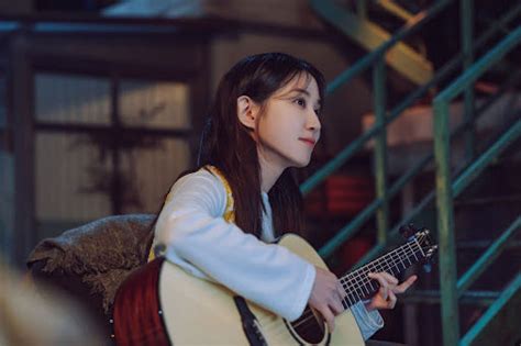 Park Eun-bin stars in Netflix's 'Castaway Diva'