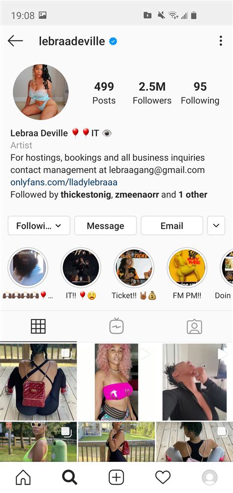 Lady Lebraa, a must for the site🍑🍑 | Scrolller