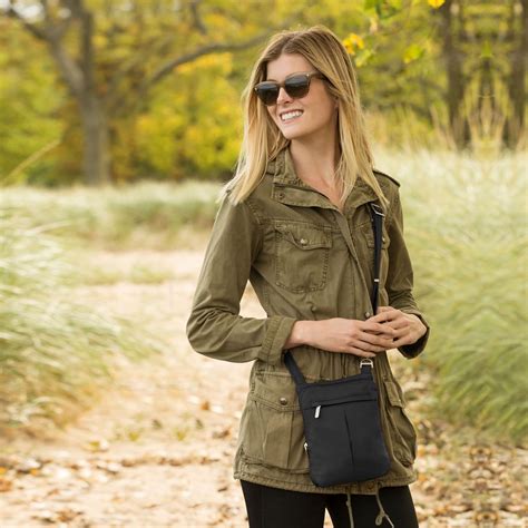 Travelon Compact Black Crossbody Bag for Travel, 6.5 x 1.25 x India | Ubuy