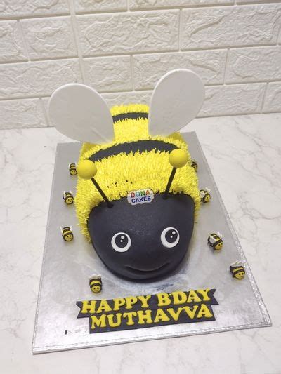 Bumble Bee Cake| Cake Shop in Chennai | Order Cake Online at Dona Cakes ...