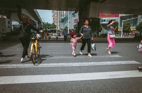 2020年“扫过的大街”|摄影|人文/纪实摄影|HEITW - 原创作品 - 站酷 (ZCOOL)
