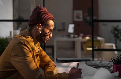 Interior Designer at Work 的图像结果