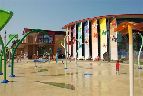 Children’s Museum Of Memphis | Garden-Themed Splashpad By Vortex