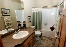 Bathroom Apartment Ideas by Apartment Bathroom Decorating Ideas Theydesign Net Bathroom Apartment Ideas