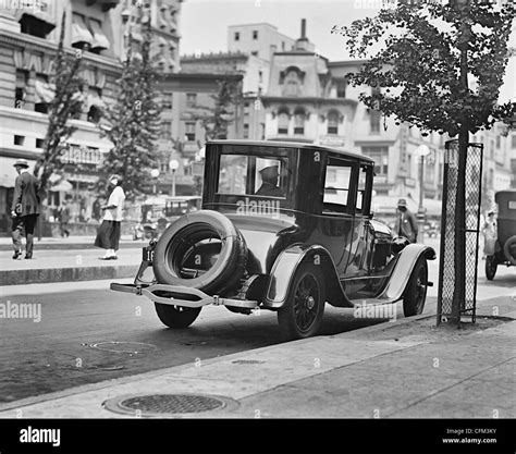 1920s car hi-res stock photography and images - Alamy