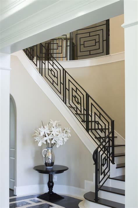 Modern Iron Staircase Railing Design