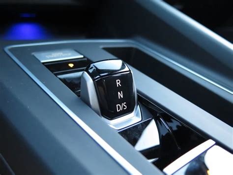 2023 Volkswagen Golf R: 77 Interior Photos | U.S. News