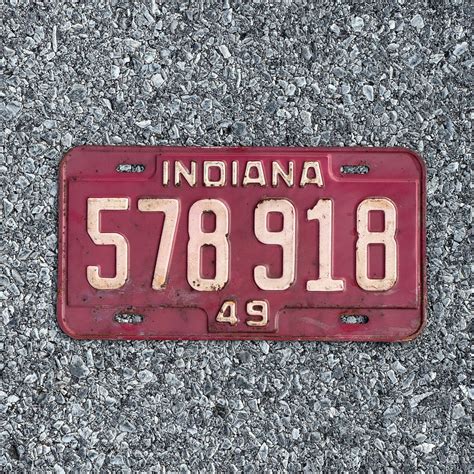 1949 Indiana License Plate Auto Tag 578918 - License Plate Collecting.com