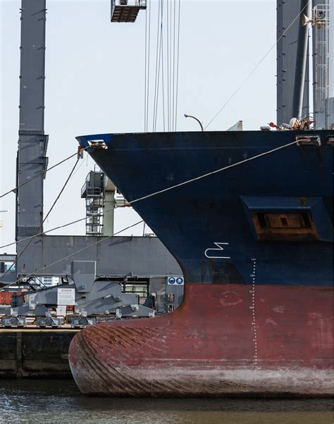 Marine Cylinder Head Remanufacturing & Repair