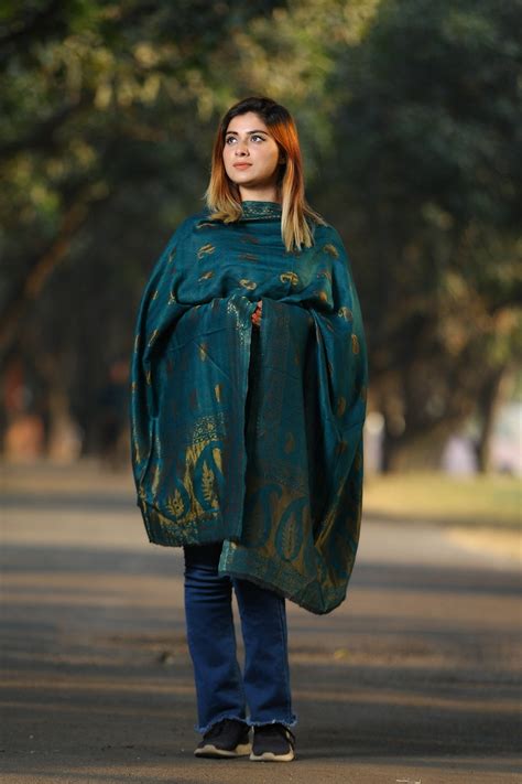 Turquoise blue colour reversible zari kashmiri stole defines royal