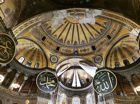 Inside Hagia Sophia | Mosaics & Artifacts