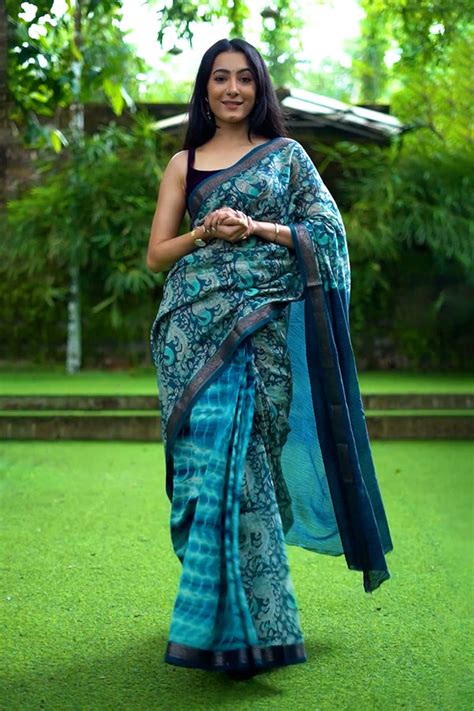 Buy the Best Sarees Under 10,000 online by Chinaya Banaras