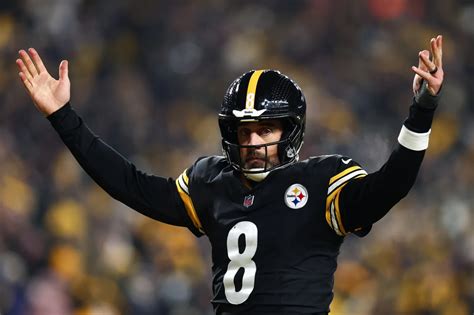 Aaron Rodgers May Be ‘Irritated’ with Steelers: Report - Newsweek
