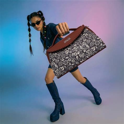 Saisha Sling Bag - FloMotif