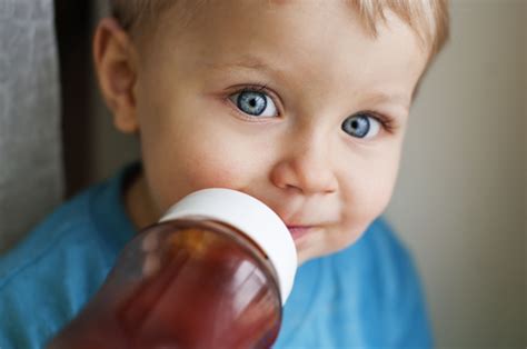 When Can Babies Drink Water And Juice