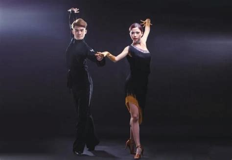 固定舞伴一般能跳多久，为啥男舞伴不愿女舞伴和别人跳舞 - 桔子时尚网