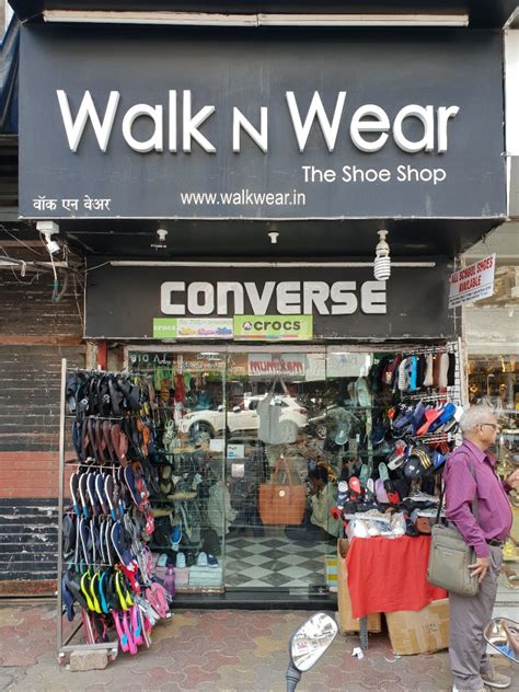 Nurture Your 'Sole' At This Shop In Lokhandwala Market | LBB