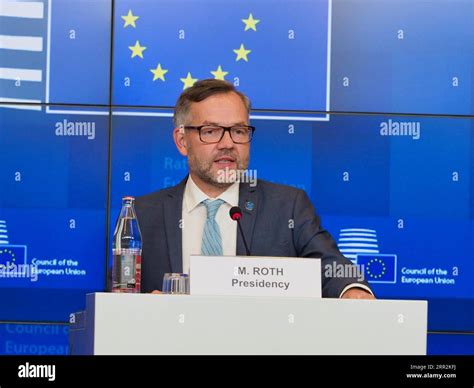 Acommoncolor hi-res stock photography and images - Alamy