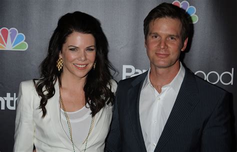Lauren Graham and Peter Krause Spent Months Apart Before Announcing ...