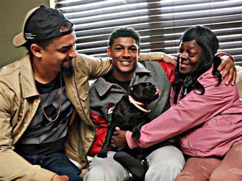 Who are Isiah Pacheco's parents Julio Pacheco and Felicia Cannon?