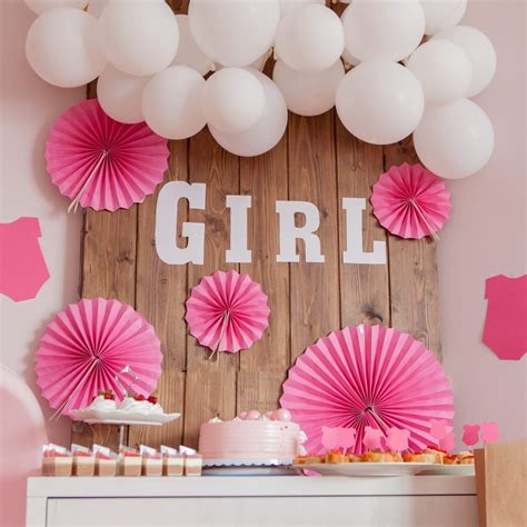 Baby Shower Etiquette: Your Most Important Questions, Answered