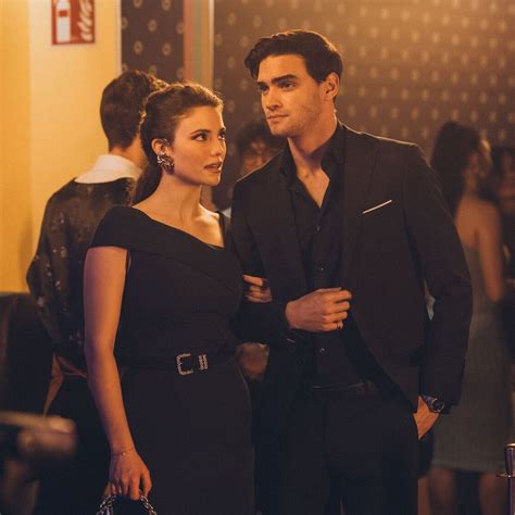 Idris Elba wows fans in explosive thriller hailed as 'perfect summer ...