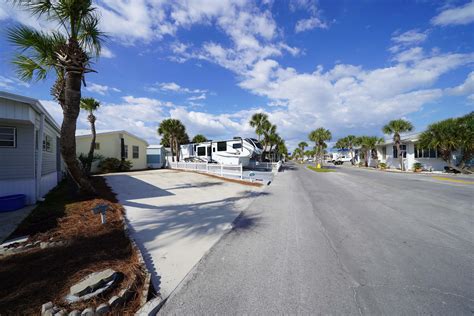 525 Venture Out RV Lot | Venture Out Rentals PCB