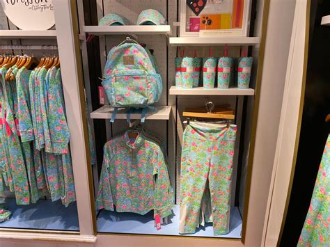 Lilly Pulitzer Prints 2022