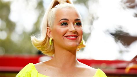 Katy Perry Net worth 2020 & what you didn't no - Toptenfamous.co