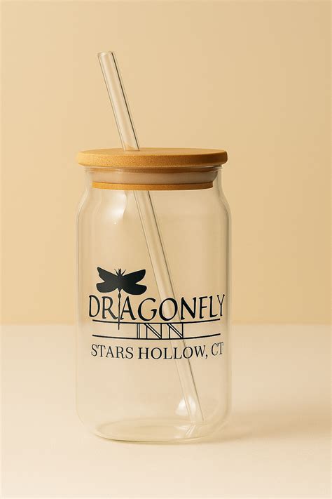 Dragonfly Inn Glass tumbler with wooden lid and glass straw |Gilmore g ...