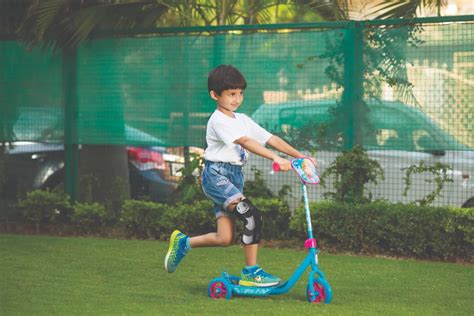 Tynor Knee Wrap Hinged (Neo), Child J-15 CH