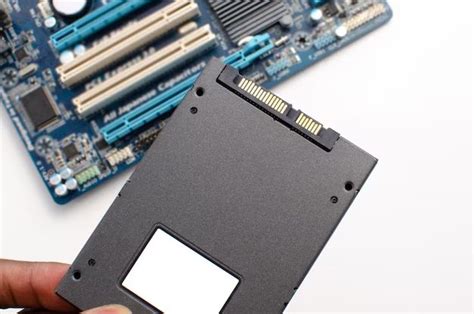 Image result for Explainingcomputers SSD